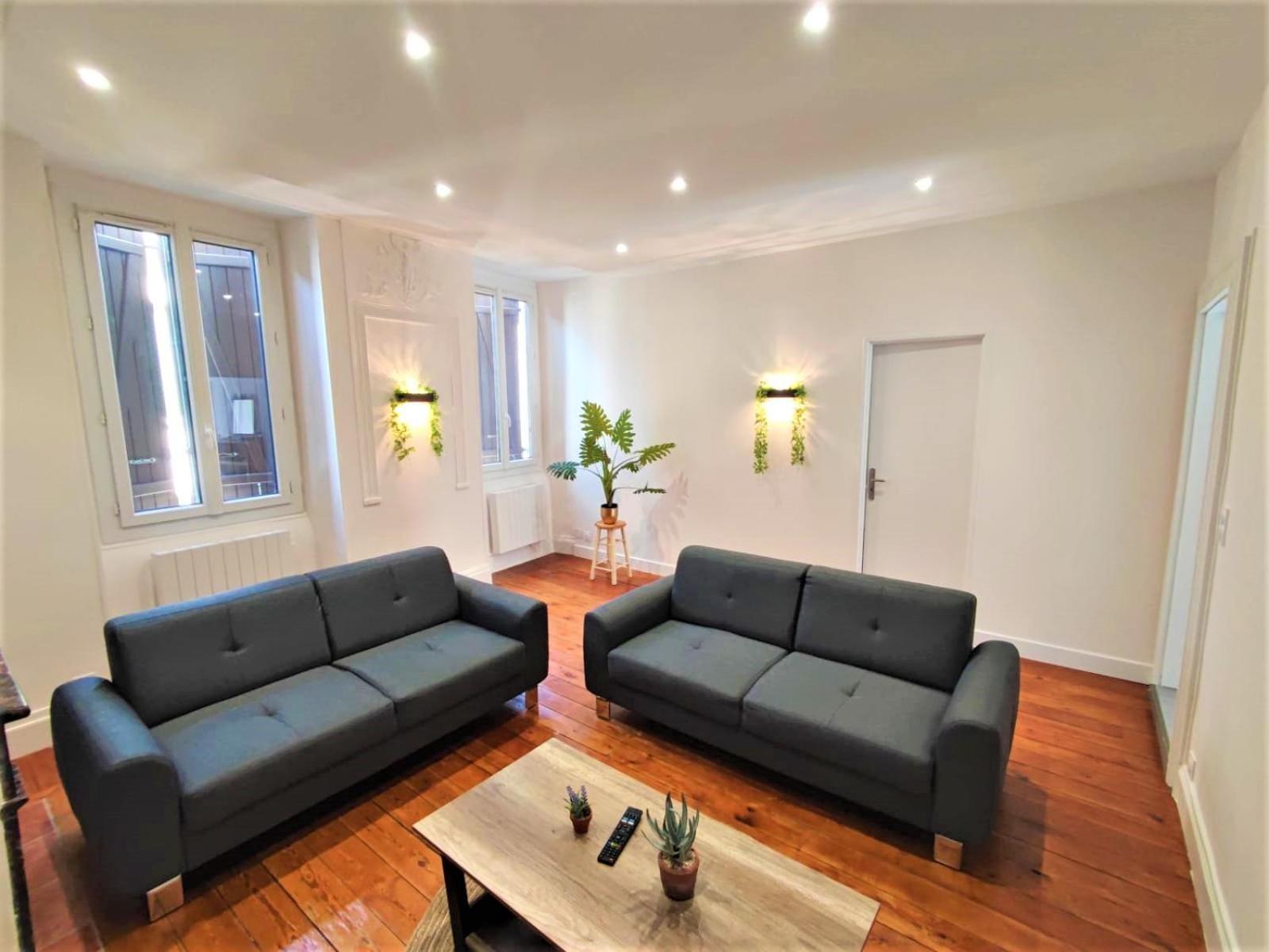 Appartements - Halles Brauhauban Тарб Екстер'єр фото