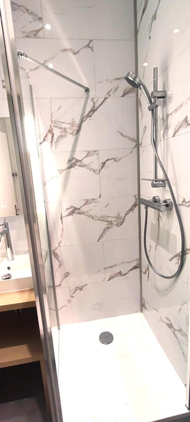 Appartements - Halles Brauhauban Тарб Екстер'єр фото